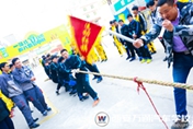 萬(wàn)通校園拔河比賽  聲勢(shì)浩大競(jìng)相出彩