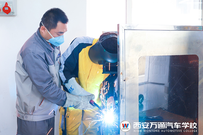 西安短期焊工培訓(xùn)多少錢？短期培訓(xùn)就業(yè)學(xué)校哪家好？