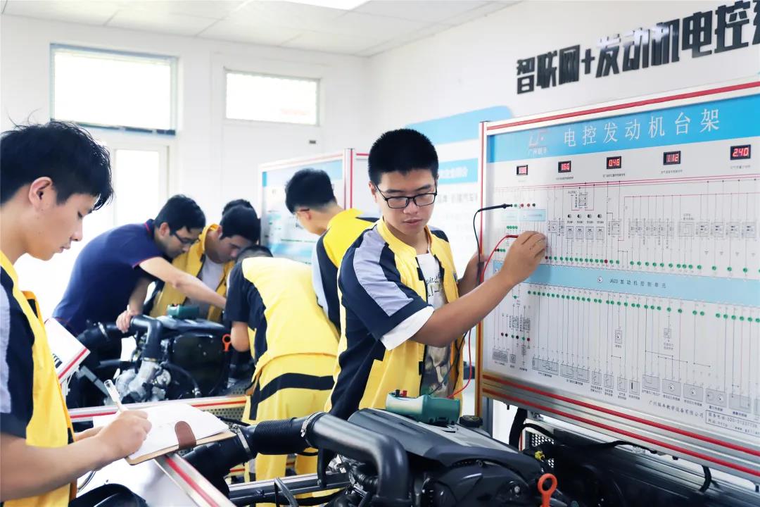 萬通教學(xué)模式大揭秘！萬通學(xué)子優(yōu)秀的原因在這里！