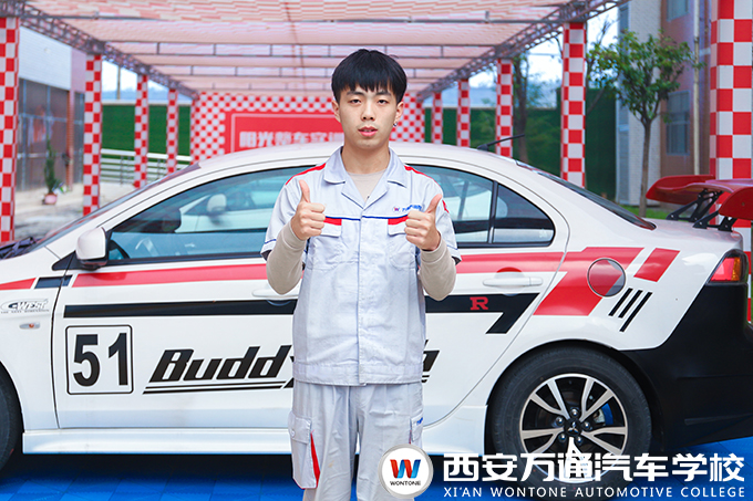 【新創(chuàng)客】王磊 “喜歡干凈、愛上汽車”