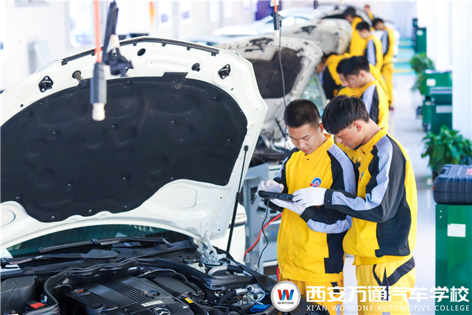 初中生學不進文化課怎么辦？學汽修技術！