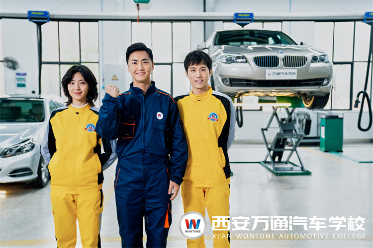初高中女生適合學汽修專業(yè)嗎？該選什么汽修類專業(yè)？