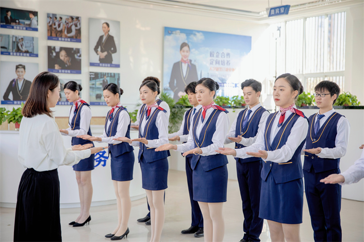 新生駕到——張芯妍：重新選擇，依舊閃閃發(fā)光