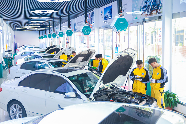 考前擇校季，汽車類專業(yè)就業(yè)方向有哪些？