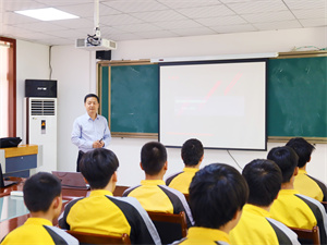 西安萬通攜手恒泰開展專場招聘會(huì)，為學(xué)子搭建就業(yè)橋梁！